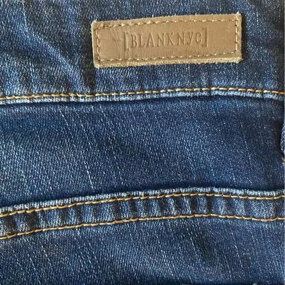 BLANKNYC Jeans - Picture 3 of 7
